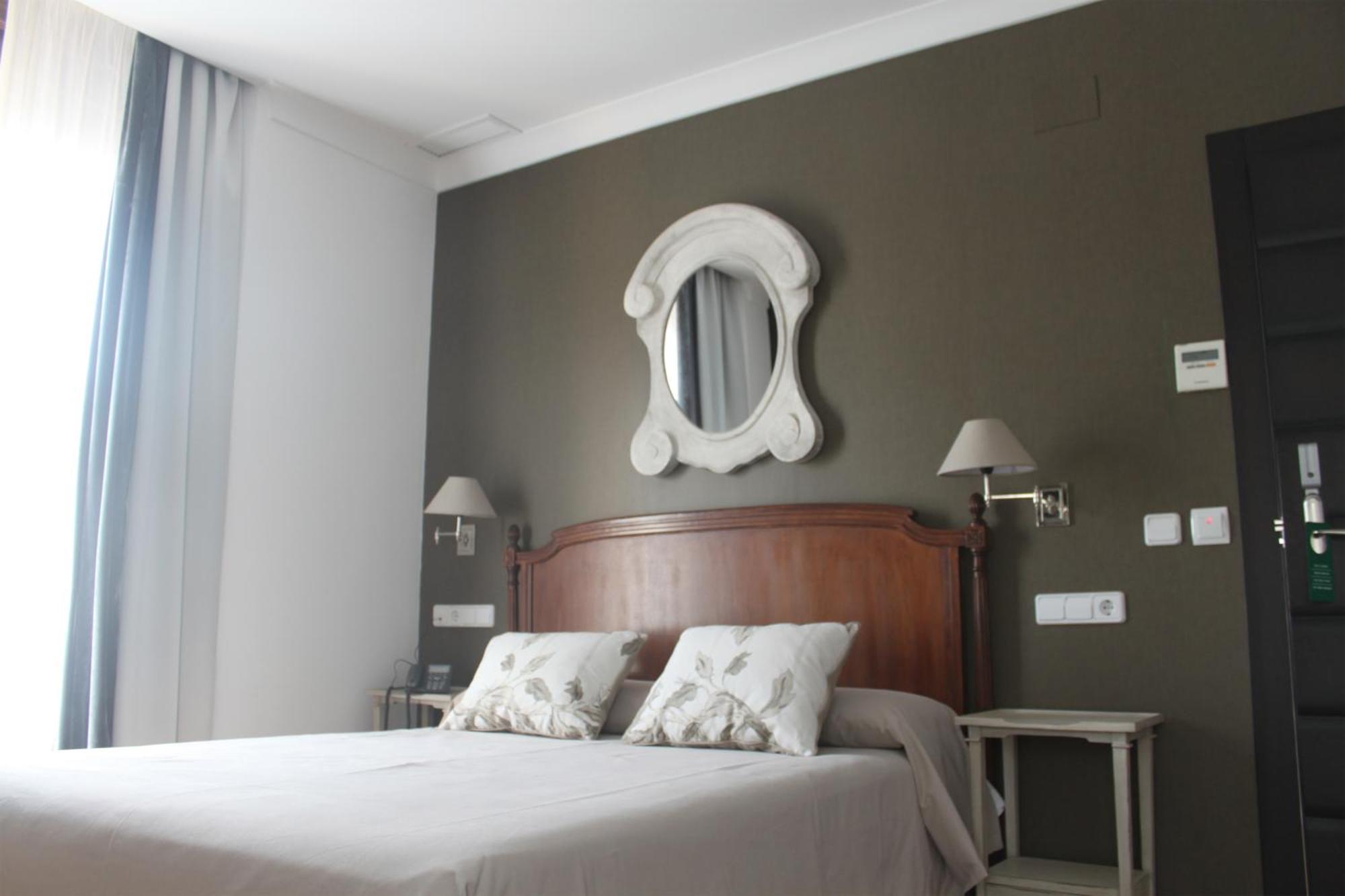 Hotel Villa Maria Cabra Luaran gambar